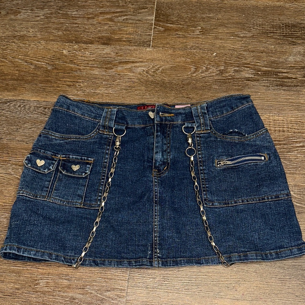 Chain-Accented Dark Blue Denim Mini Skirt